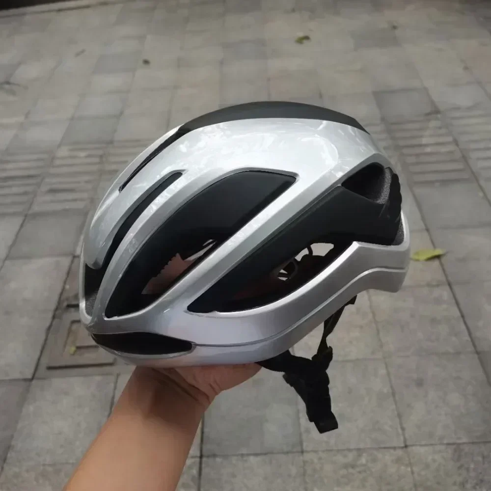 プロの男女兼用ロードバイクヘルメットTTタイムトライアルサイ - Aero Cycling Helmet のレビューと価格